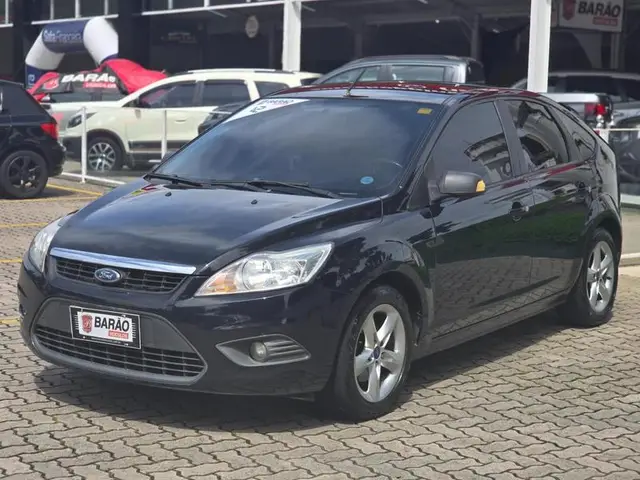 Carro Ford Focus Hatch 2012 2.0 16V Flex