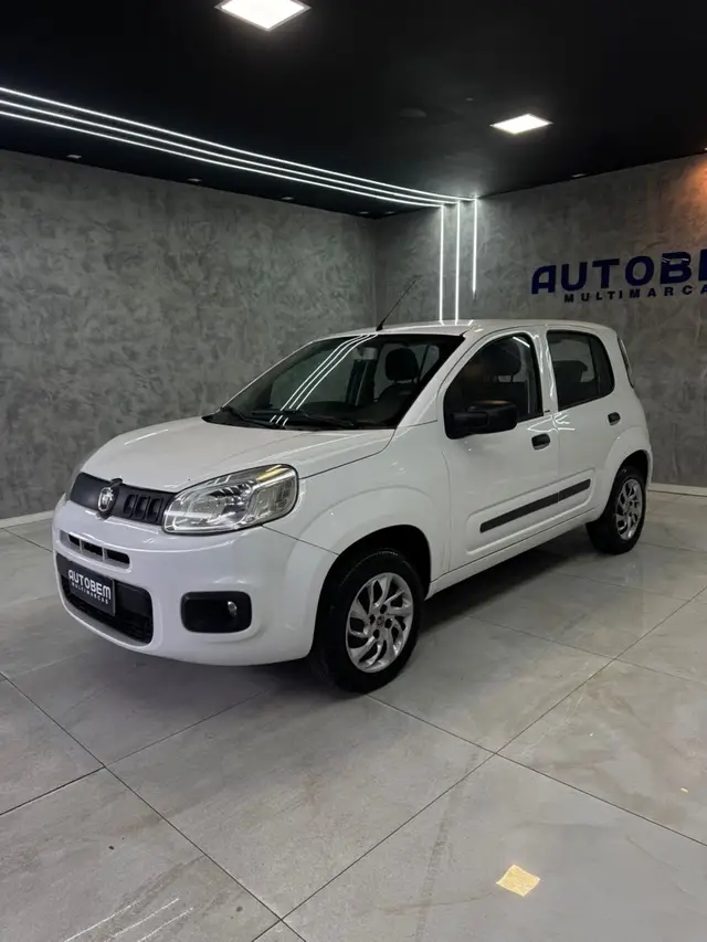 Carro Fiat Uno 2015 Way 1.4 8V (Flex) 4p