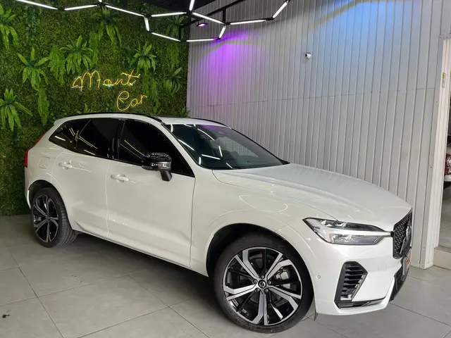 Carro Volvo XC60 2023 Recharge Ultimate Dark 2.0