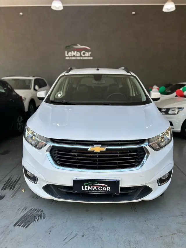 Carro Chevrolet Spin 2024 Premier 1.8 (Aut.)