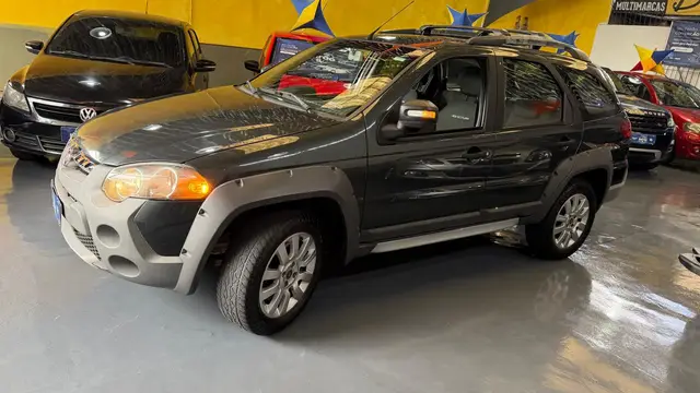 Carro Fiat Weekend 2015 Adventure 1.8 E.torQ Dualogic (Flex)