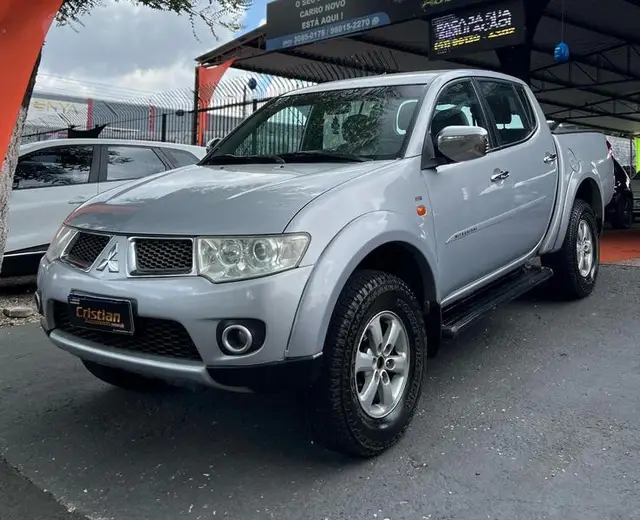 Carro Mitsubishi L200 Triton 2013 3.2 DI-D 4x4