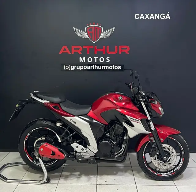 Moto Yamaha YS 250 Fazer 2021 ABS