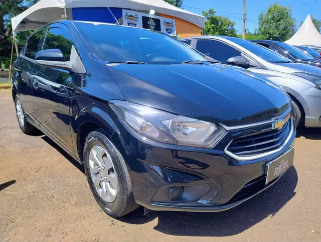 Carro Chevrolet Onix 2017 1.0 LT SPE/4