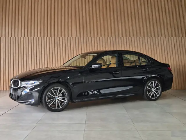 Carro BMW 320i 2023 Sport GP 2.0 Turbo (Aut.)