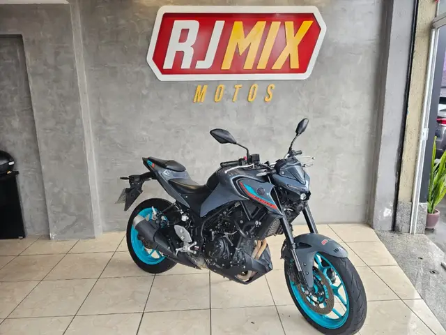 Moto Yamaha MT-03 2024 ABS