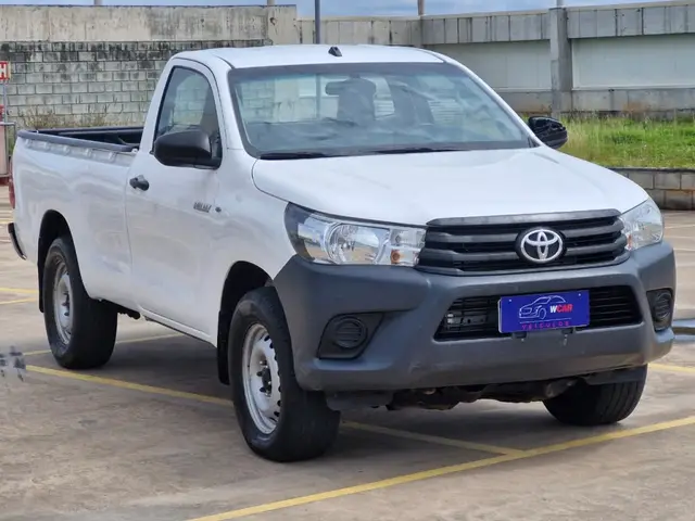 Carro Toyota Hilux Cabine Simples 2021 2.8 TDI CS 4x4