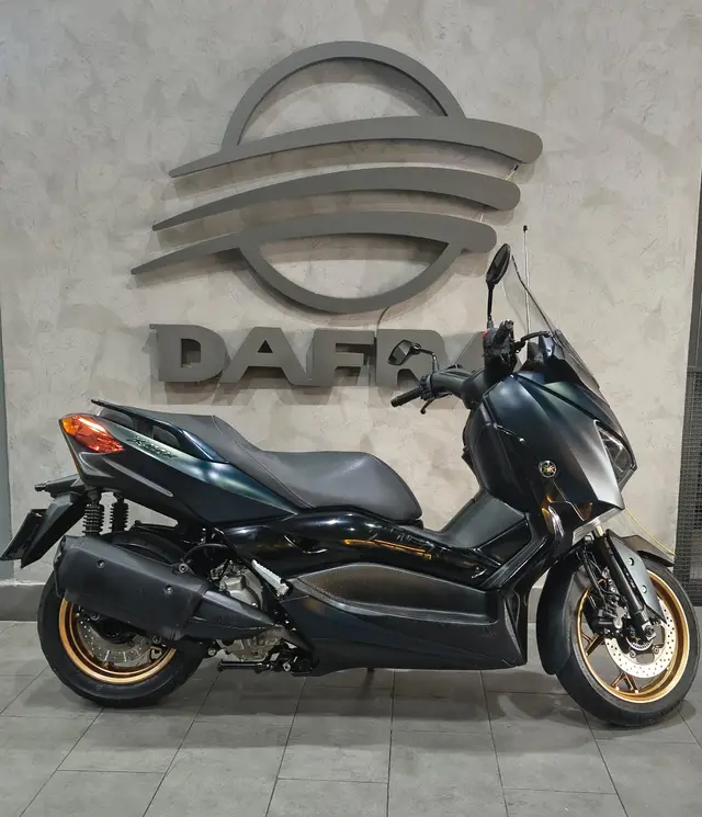 Moto Yamaha XMax 2023 ABS