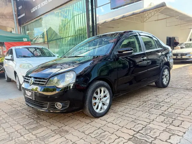 Carro Volkswagen Polo Sedan 2012 Comfortline 1.6 8V (Flex)