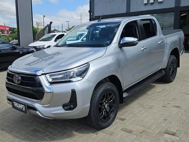 Carro Toyota Hilux Cabine Dupla 2021 SRX 2.8 TDI CD 4x4 (Aut)