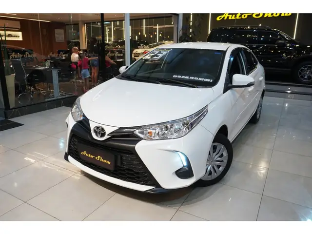 Carro Toyota Yaris Sedan 2023 XL 1.5 (Flex) (Aut)