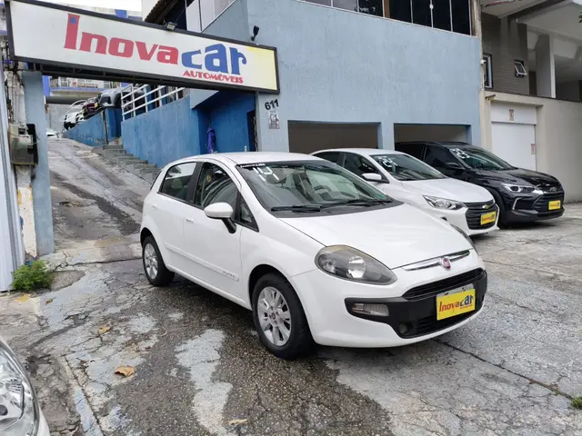 Carro Fiat Punto 2014 Attractive 1.4 (Flex)