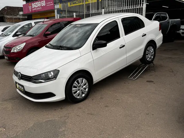 Carro Volkswagen Voyage 2016 1.0 TEC Trendline (Flex)