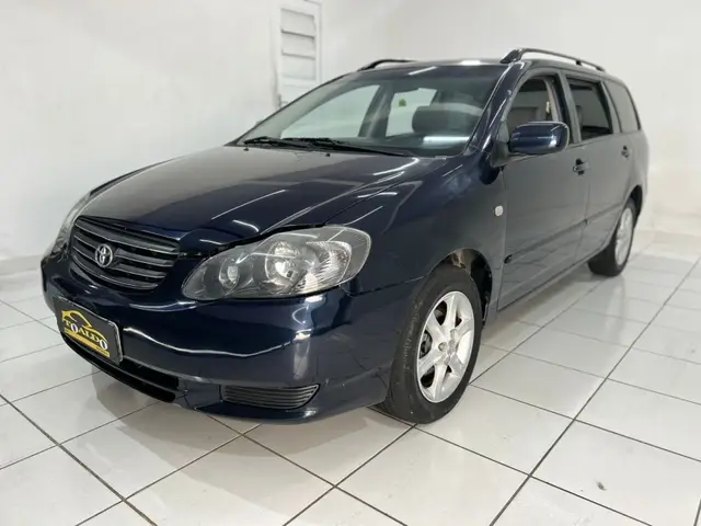 Carro Toyota Fielder 2005 1.8 16V