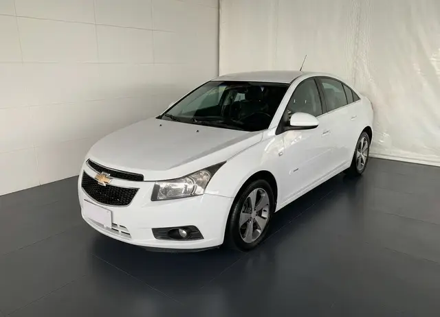Carro Chevrolet Cruze 2012 LT 1.8 16V Ecotec (Flex)