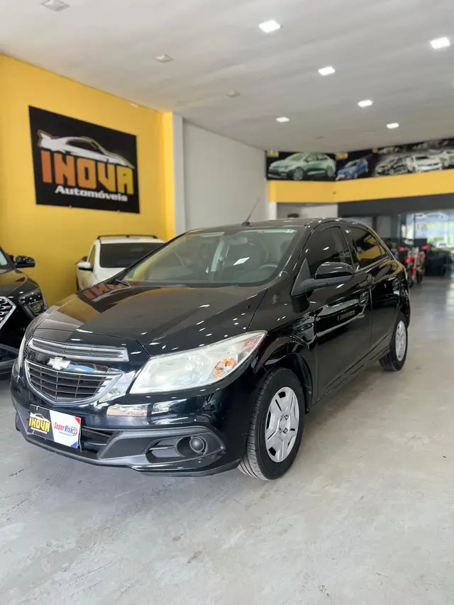 Carro Chevrolet Onix 2014 1.0 LT SPE/4