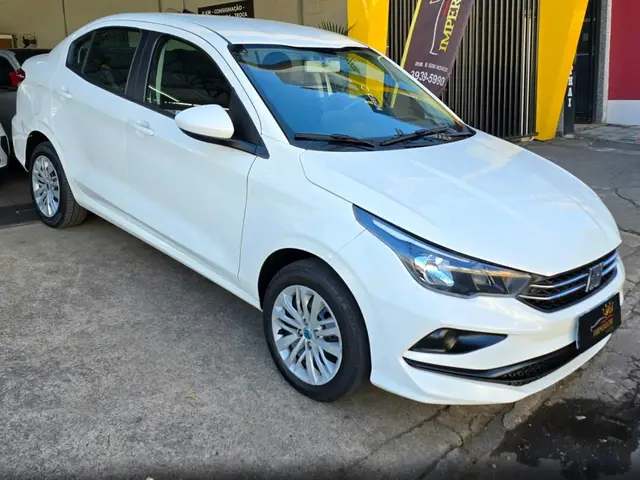 Carro Fiat Cronos 2024 Drive 1.3