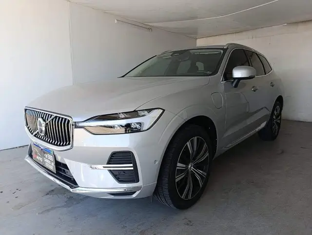 Carro Volvo XC60 2022 T-8 INSC. EXPRESS. 2.0 (Híbrido)