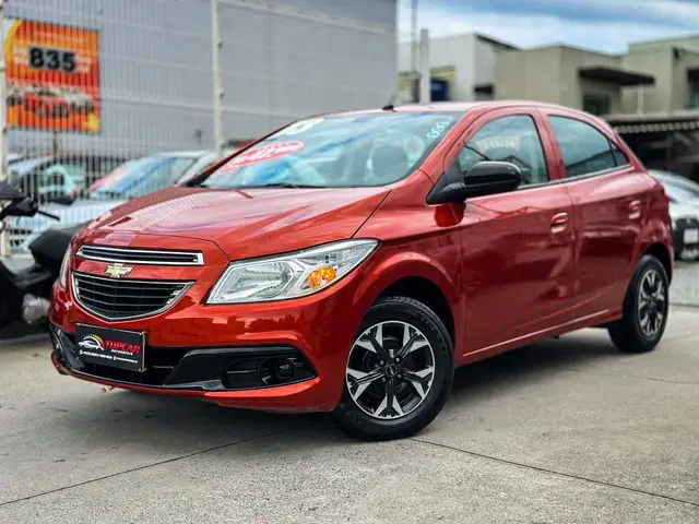 Carro Chevrolet Onix 2013 1.4 LT SPE/4