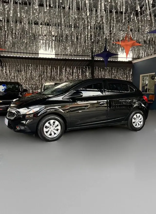 Carro Chevrolet Onix 2019 1.0 LT SPE/4