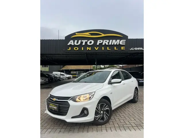 Carro Chevrolet Onix Plus 2024 LT 1.0
