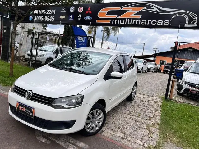 Carro Volkswagen Fox 2013 1.0 TEC (Flex) 2p