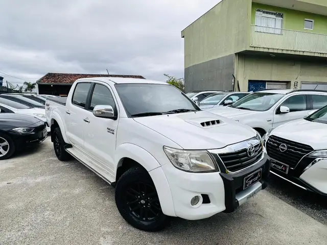 Carro Toyota Hilux Cabine Dupla 2012 Hilux 3.0 TDI 4x4 CD SRV Top (Aut)