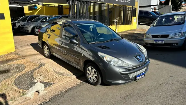 Carro Peugeot 207 Sedan 2012 207 Passion XR Sport 1.4 8V (flex)