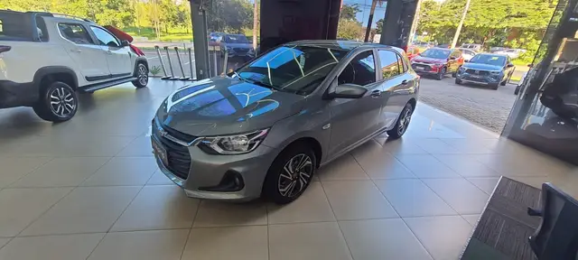 Carro Chevrolet Onix 2025 LT 1.0 Turbo