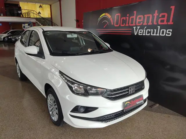 Carro Fiat Cronos 2023 Drive 1.3 (Flex) MT