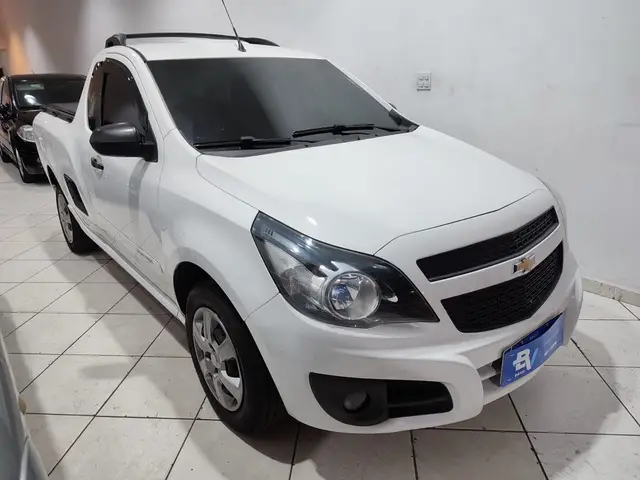 Carro Chevrolet Montana 2020 LS 1.4 (Flex)