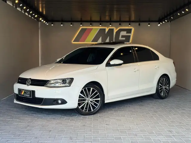 Carro Volkswagen Jetta 2014 2.0 TSI Highline DSG