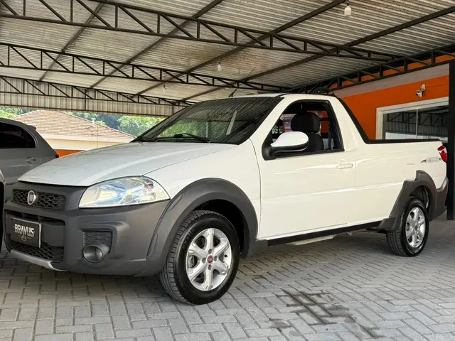 Carro Fiat Strada 2019 1.4 CS Freedom