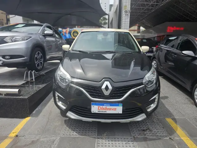 Carro Renault Captur 2018 Intense 1.6 16v SCe CVT (Flex)