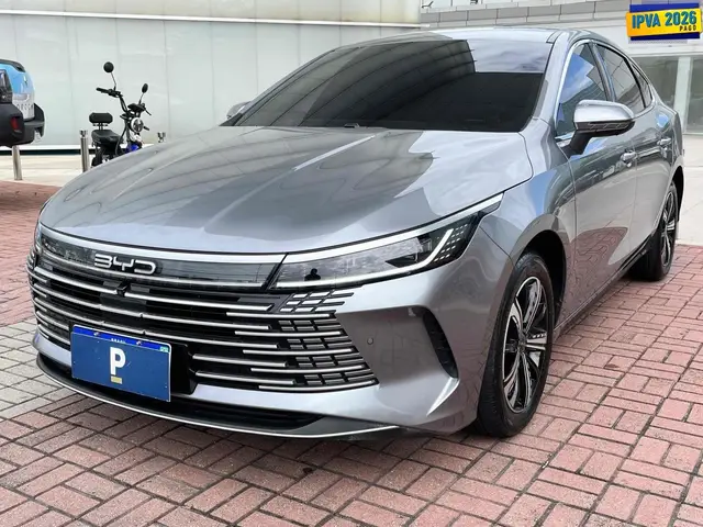 Carro BYD King 2025 DM-i GS