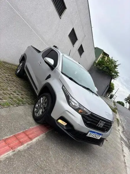 Carro Fiat Strada 2021 Freedom 1.3 CS (Flex)