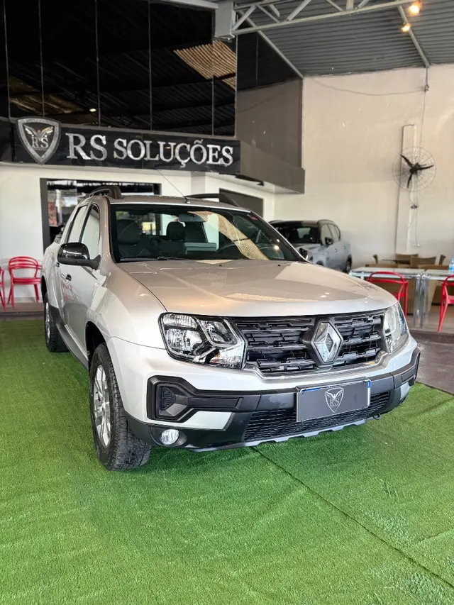 Carro Renault Oroch 2023 Intense 1.6 (Flex)