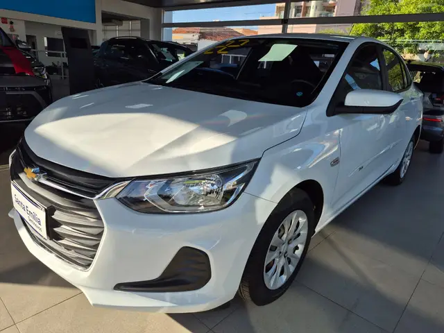 Carro Chevrolet Onix Plus 2022 1.0 LT (Flex)