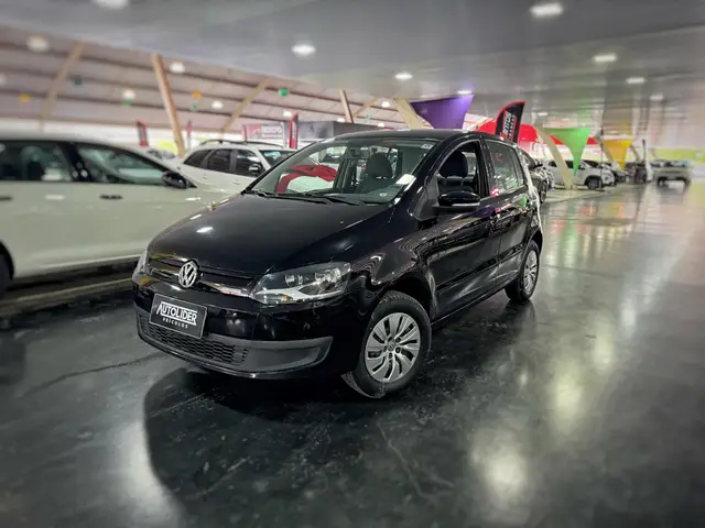 Carro Volkswagen Fox 2014 1.0 TEC  BlueMotion (Flex) 2p
