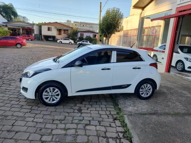 Carro Hyundai HB20 2019 1.0 Unique (Flex)