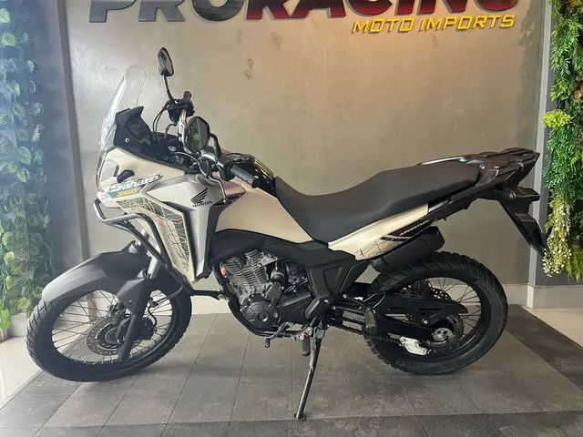Moto Honda XRE Sahara 300 2024 Adventure