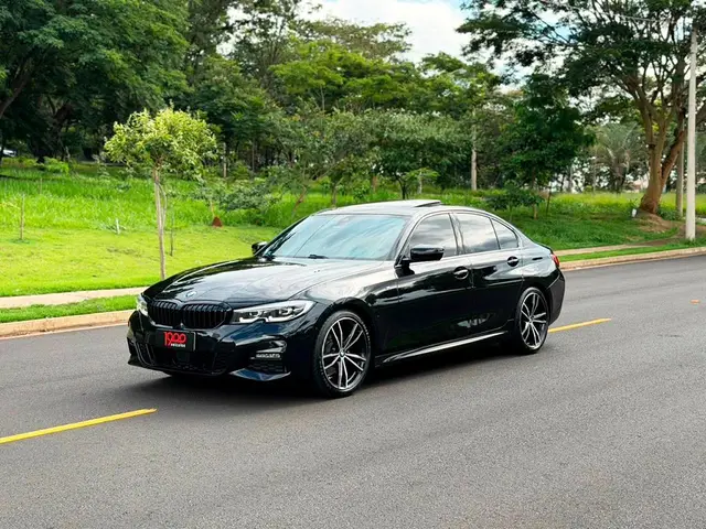Carro BMW 320i 2022 M Sport 2.0 Turbo (Aut)