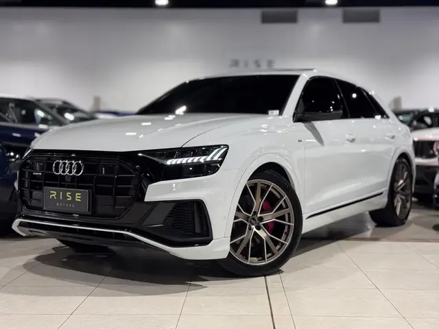 Carro Audi Q8 2023 Performance 3.0 TFSI Tiptronic quattro (Aut)