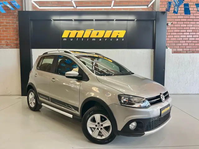 Carro Volkswagen CrossFox 2011 1.6 (Flex)