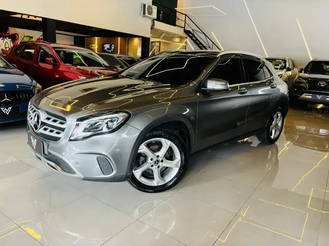 Carro Mercedes-Benz GLA 200 2020 Style 1.6 Turbo (Aut)
