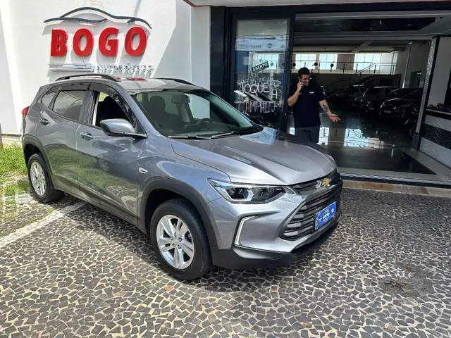 Carro Chevrolet Tracker 2023 LT 1.0 Turbo (Aut.)