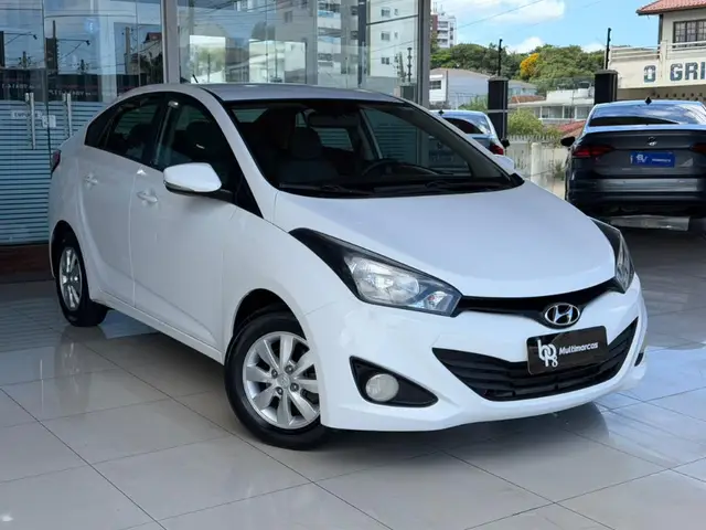 Carro Hyundai HB20S 2015 1.6 Comfort Plus (Flex)