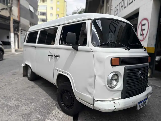 Carro Volkswagen Kombi 2010 Standard 1.4 (Flex)