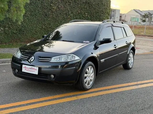 Carro Renault Megane Grand Tour 2013 Mégane Grand Tour Dynamique 1.6 16V (flex)