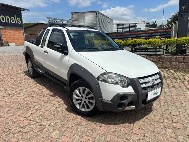 Carro Fiat Strada 2010 Adventure Locker 1.8 8V (Flex) (Cabine Estendida)